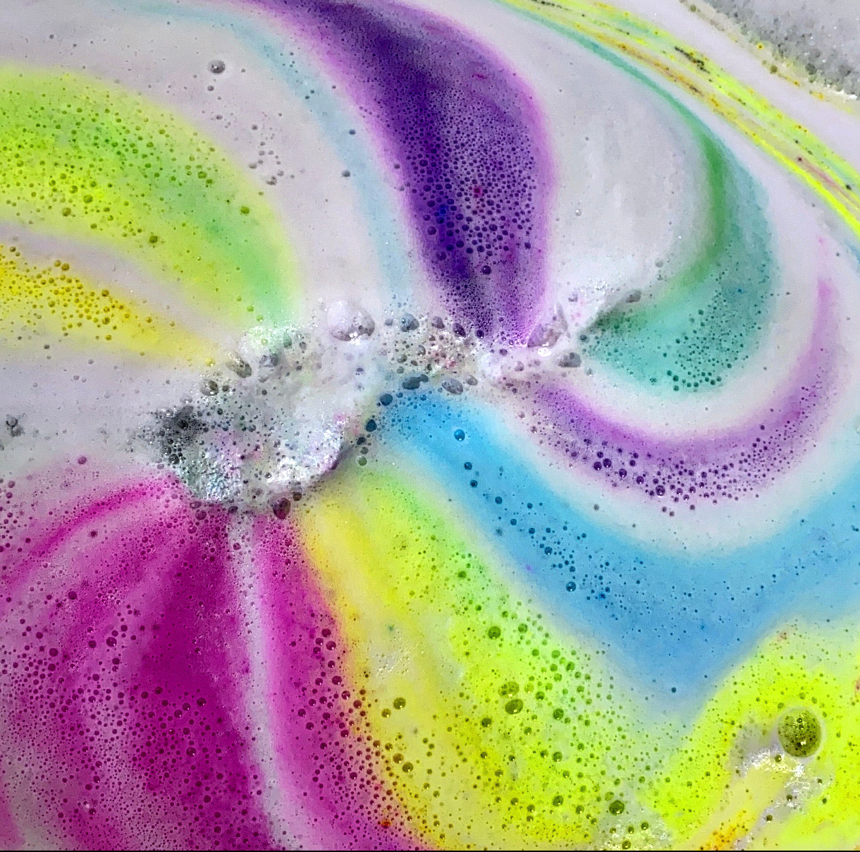 Just Keep Swimming Bath Bomb